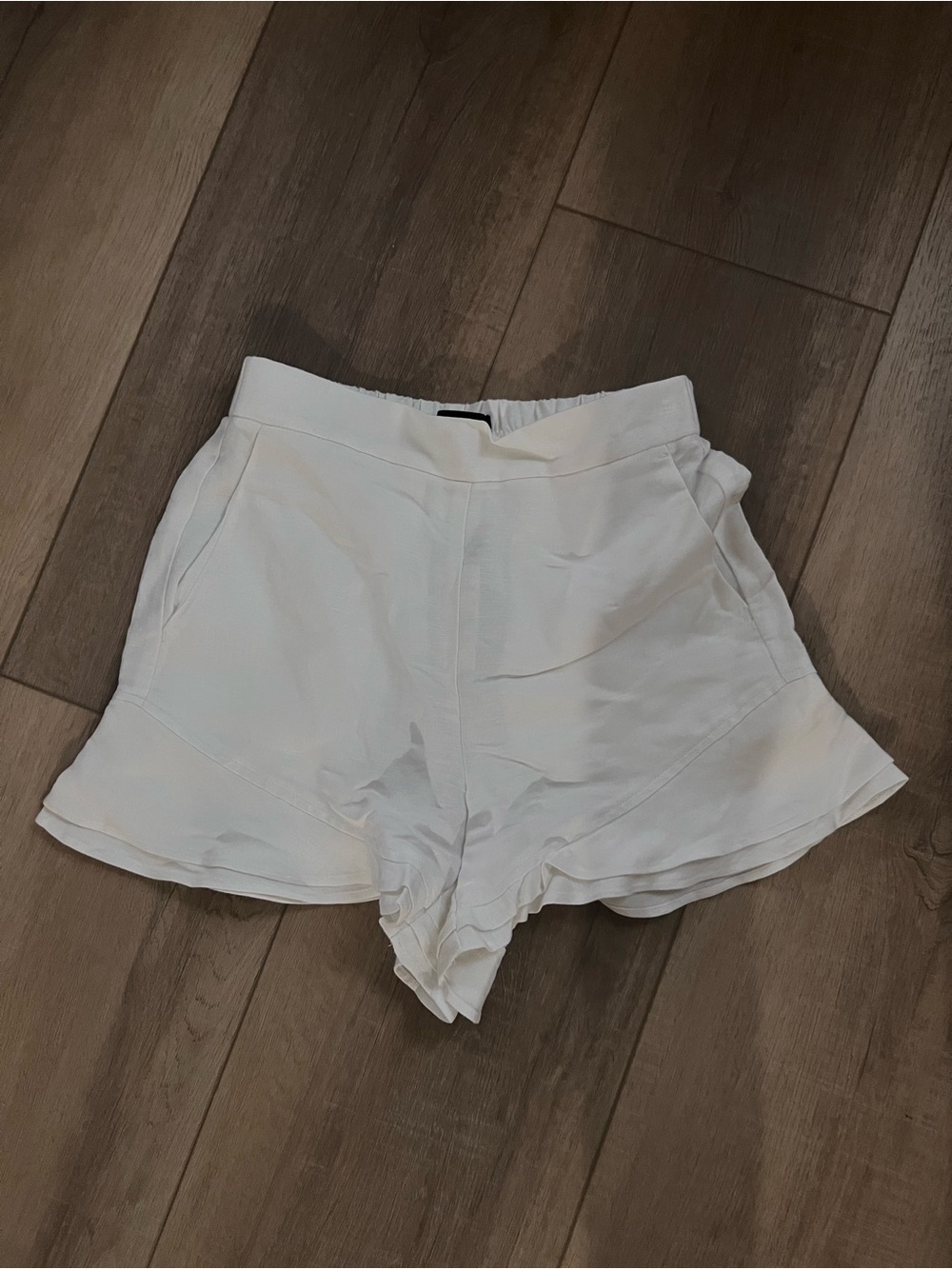 Express White Linen Ruffle-Hem Women's Shorts